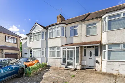 Nursery Close, Enfield, EN3