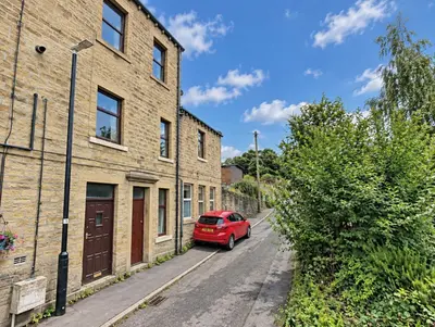 William Street, Greetland, HX4