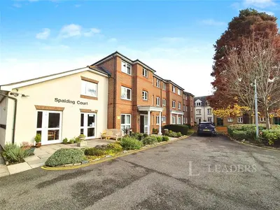 Cedar Avenue, Chelmsford, CM1