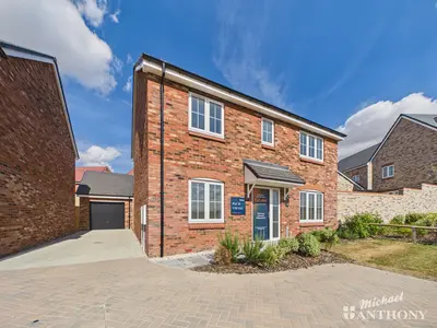Feanor Gardens, Leighton Buzzard, LU7 3SD