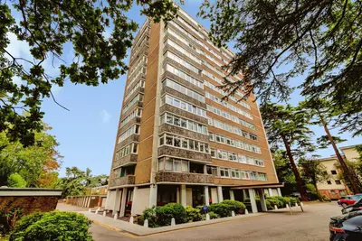 Bassett Avenue, Southampton, SO16