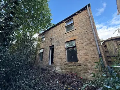 Crackenedge Lane, Dewsbury, WF13