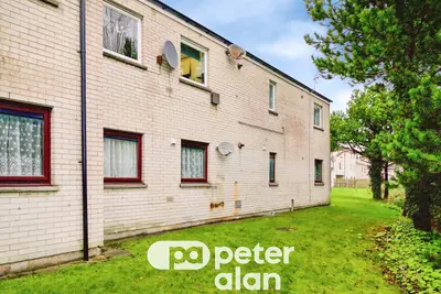 Lakeview Close, Porthcawl, CF36