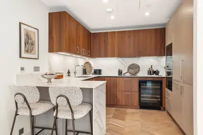 Central Avenue, London, SW6 2DD