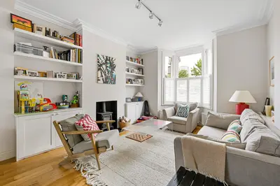 Shuttleworth Road, London, SW11