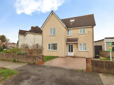 Nicholls Avenue, Porthcawl, CF36