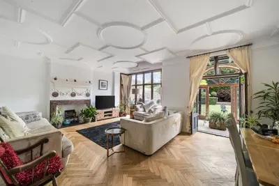 Heathcote Road, Twickenham, TW1