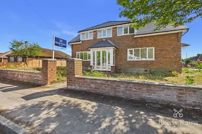 Greenhythe Road, Heald Green, Greater Manchester, SK8