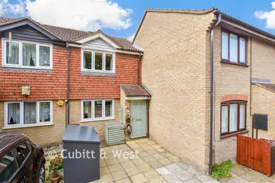 Varley Way, Mitcham, CR4
