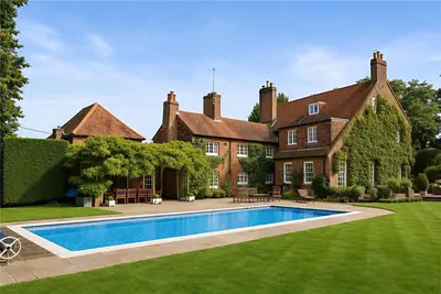 Norwood Farmhouse, Elvedon Road, Cobham, Surrey, KT11