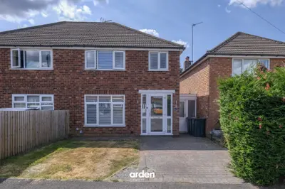Foxland Avenue, Rednal, B45