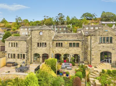 Cliff Hill Court, HOLMFIRTH