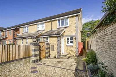Percheron Close, Isleworth, TW7