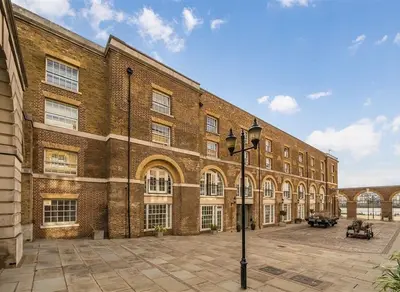 The Highway, Wapping, E1W