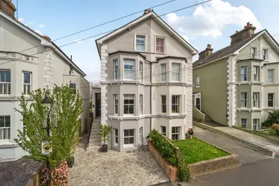 Stone Street, Tunbridge Wells, TN1