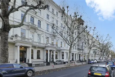 Queen's Gate, London, SW7