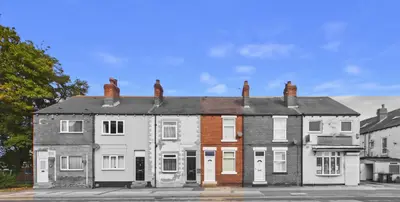 Wakefield Road, Featherstone, WF7