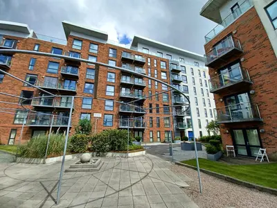 Longfield Centre, Prestwich, M25