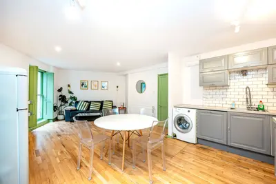 Chesterton Road, London, W10