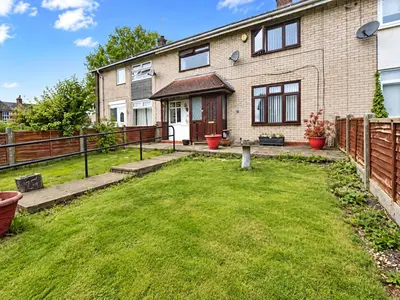 Wakefield Crescent, Romiley, SK6