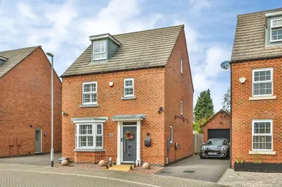 Senator Close, Hucknall, NG15