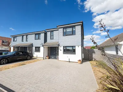 Capel Avenue, Peacehaven