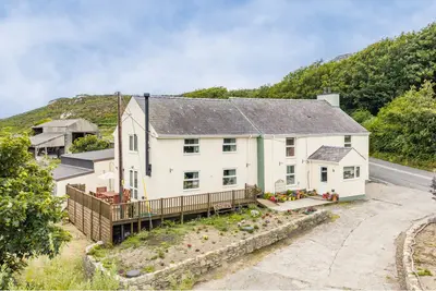 South Stack Road, Holyhead, LL65 1YL