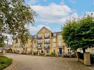 Marshall Court, Banister Park, SO15