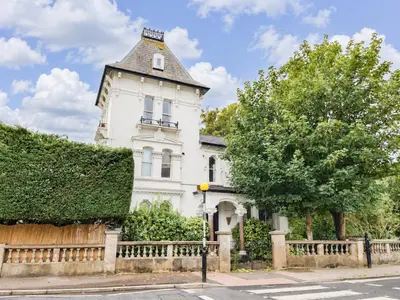 St Helens Road, Hastings, TN34 2LG