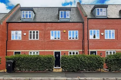 Baskerville Road, Altrincham, WA14