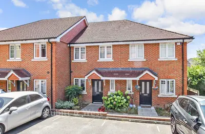 Bartram Close, Pulborough, RH20