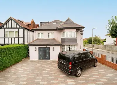 Foscote Road, Hendon, NW4