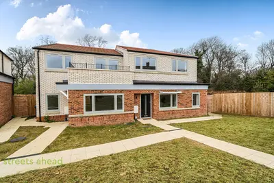 Fairoak Close, Kenley, CR8
