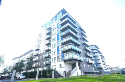 Clovelly Place, Greenhithe, DA9