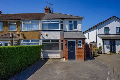 Holme Close, Hatfield AL10 9LQ