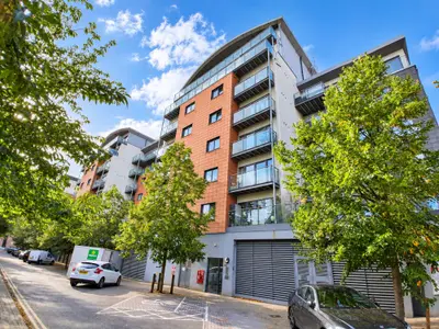 Mcfadden Court, London, 25 Buckingham Road, E10 5GS