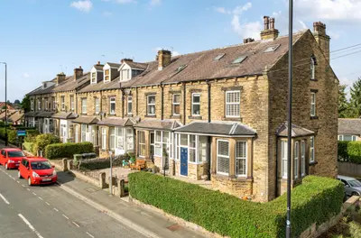 Cemetery Road, Pudsey, LS28