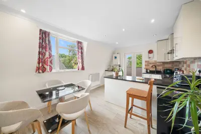 Stanley Gardens, London, NW2