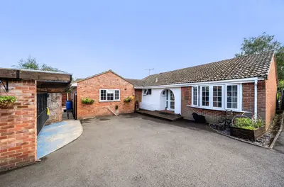 Ennerdale Grove, Farnham, Surrey, GU9 0RX