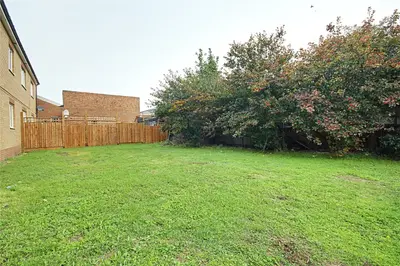 Rossmore Close, Enfield