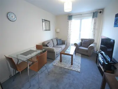 Midstocket View, AB15