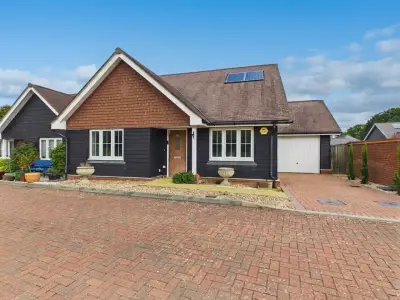 Owl Close, Billingshurst, West Sussex