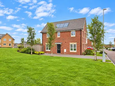 Rosehall Gardens, Uddingston, Glasgow, G71 7FR