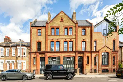 21 Cabul Road, London,, SW11 2PR