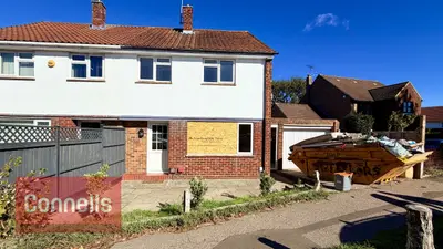 Lambs Farm Road, RH12