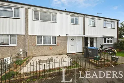 Seymours, Harlow, CM19