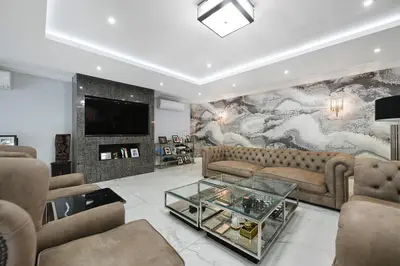 Heathfield Road, Bushey, WD23