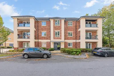 Hurst Avenue, Blackwater, GU17