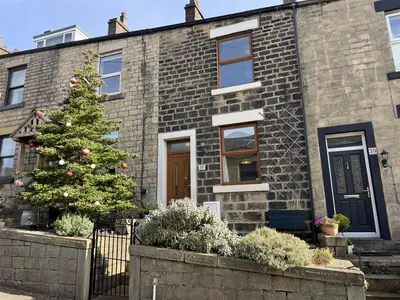 New Road, Tintwistle, SK13