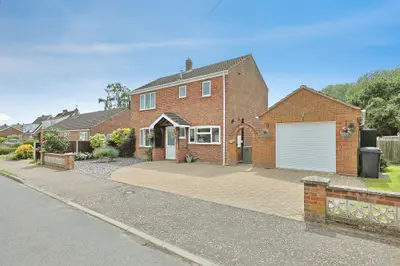 Gregs Close, Mattishall, Dereham